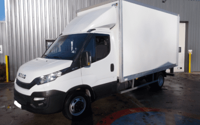 IVECO DAILY CCB 35C16 PACK BUSINESS CAISSE 20 m3 + HAYON
