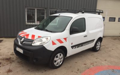 RENAULT KANGOO II ( Phase 2 ) L1 EXPRESS 1.5 DCI 75 GRAND CONFORT 02 PLACES MOTRICITE RENFORCEE + ATTELAGE + GALERIE