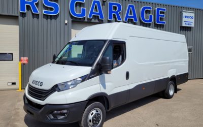 IVECO DAILY 35C18 HA8 V16 FOURGON PACKS DELIVERY REGIONAL et CONNECT HI-MATIC