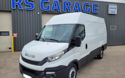 IVECO DAILY 35S12 V12 FOURGON BUSINESS ROUES SIMPLES 03 PLACES