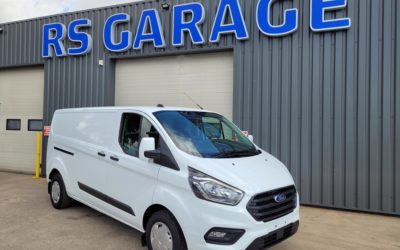 FORD TRANSIT CUSTOM FOURGON 300 L2H1 2.0 ECOBLUE 130 TREND BUSINESS 03 PLACES NEUF