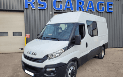 IVECO DAILY 35C14 V12 FOURGON ROUES JUMELEES CABINE APPROFONDIE REPLIABLE 07 PLACES