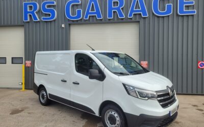 RENAULT TRAFIC L1H1 FOURGON 2.0 Blue DCI 130 GRAND CONFORT 03 PLACES NEUF