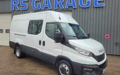 IVECO DAILY 35C14 BVM6 V12 FOURGON ROUES JUMELEES PACK BUSINESS CABINE APPROFONDIE REPLIABLE 07 PLACES